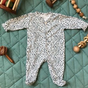 Oliver & Rain blue cheetah dots sleep and play